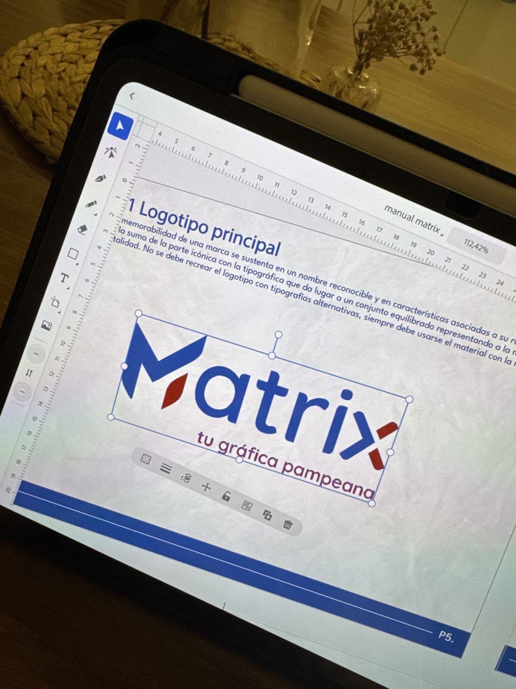 Diseño de marca en Matrix